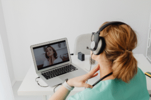 como criar um curso de canto online