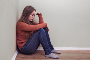 causas das crises emocionais na adolescência