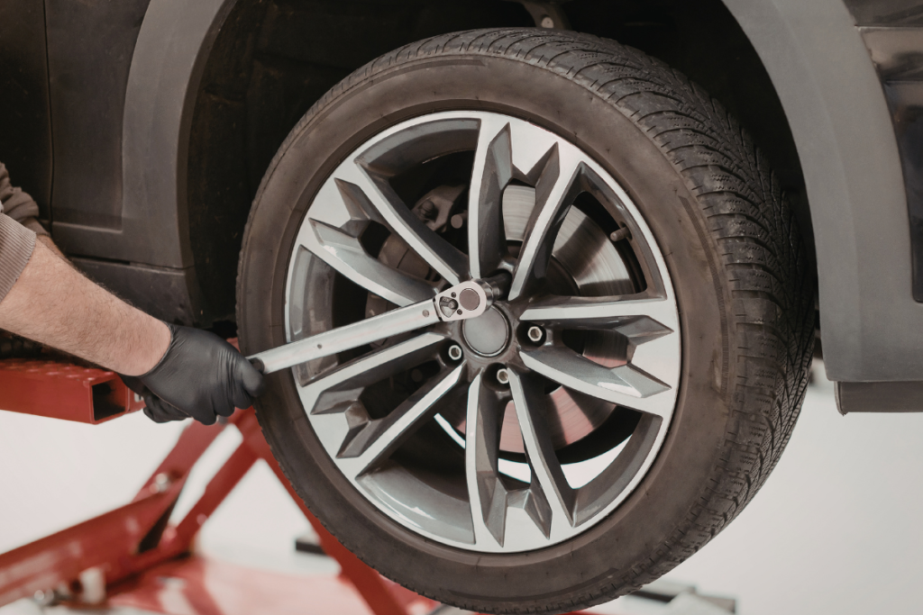 informações escritas na lateral do pneu